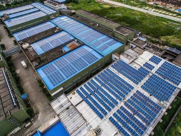 工廠屋頂建設(shè)光伏有什么好處？什么模式最好？