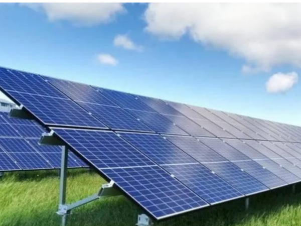 太陽能發(fā)電板不用蓄電池能用嗎？怎么連接？計算公式