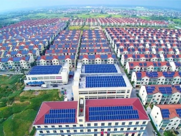 向陽而生，行業(yè)首個(gè)一站式戶用光伏解決方案“隆基向日葵”震撼發(fā)布